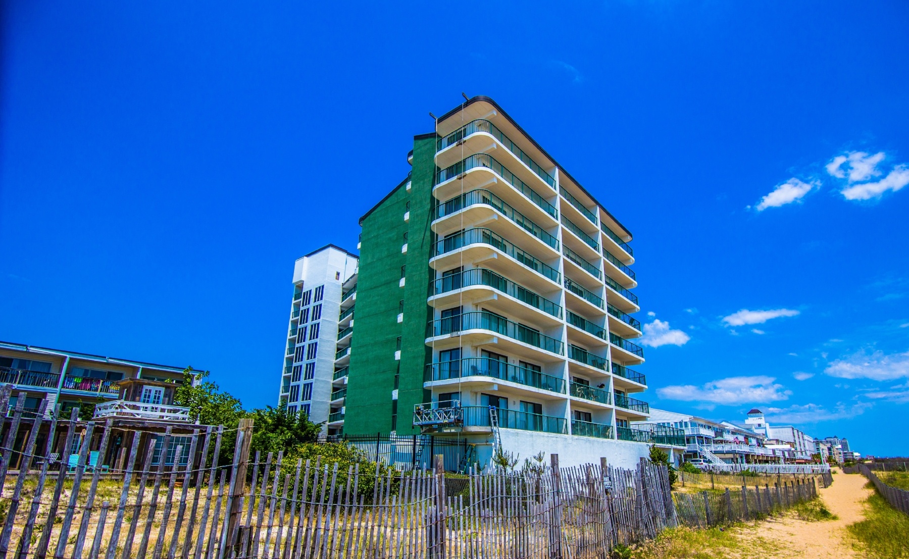 Summer_Beach_Ocean_City_MD_Left_Beach_View_1800x1200