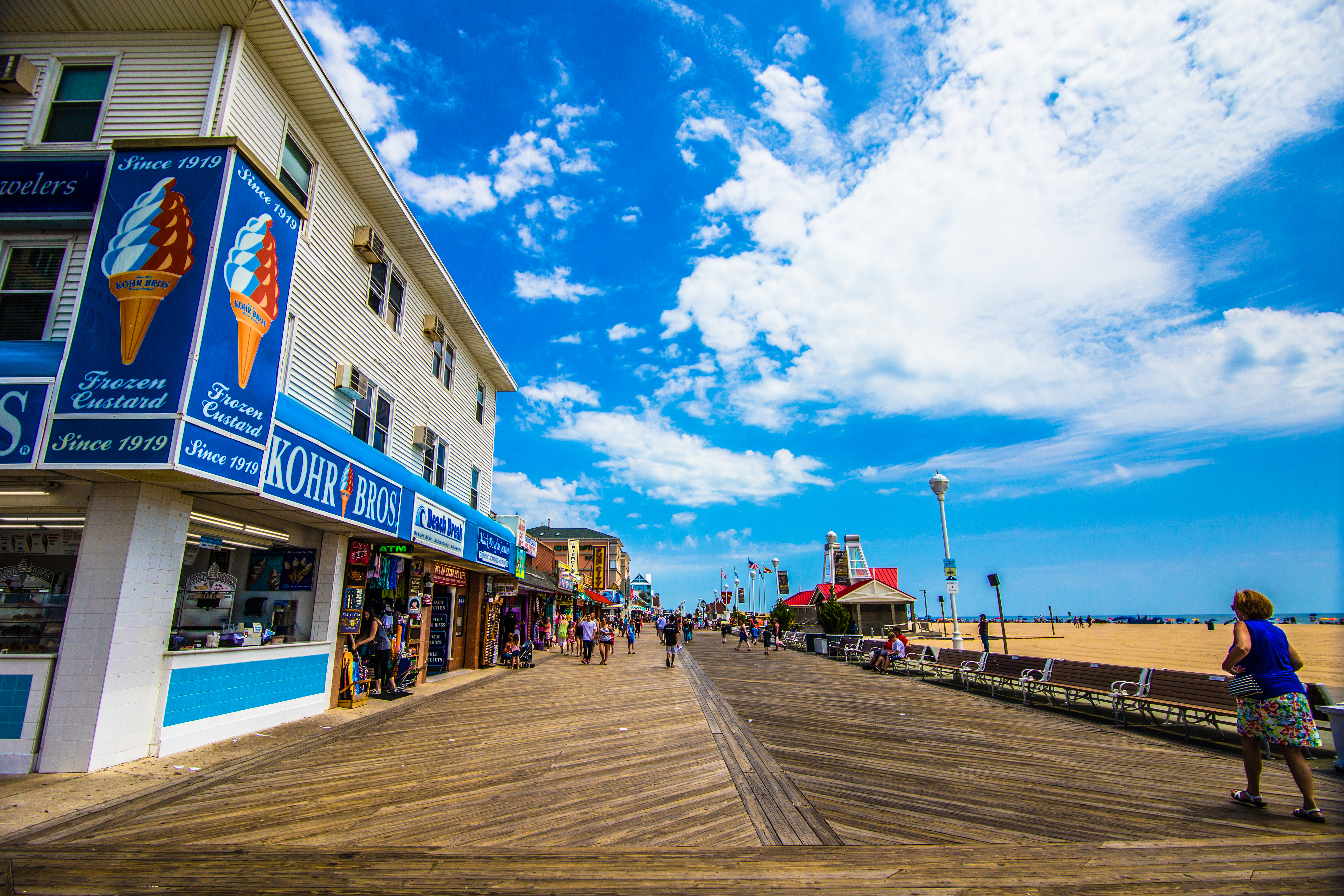 Virginia Beach Vs. Ocean City MD Real Estate: What's a Better Investment?